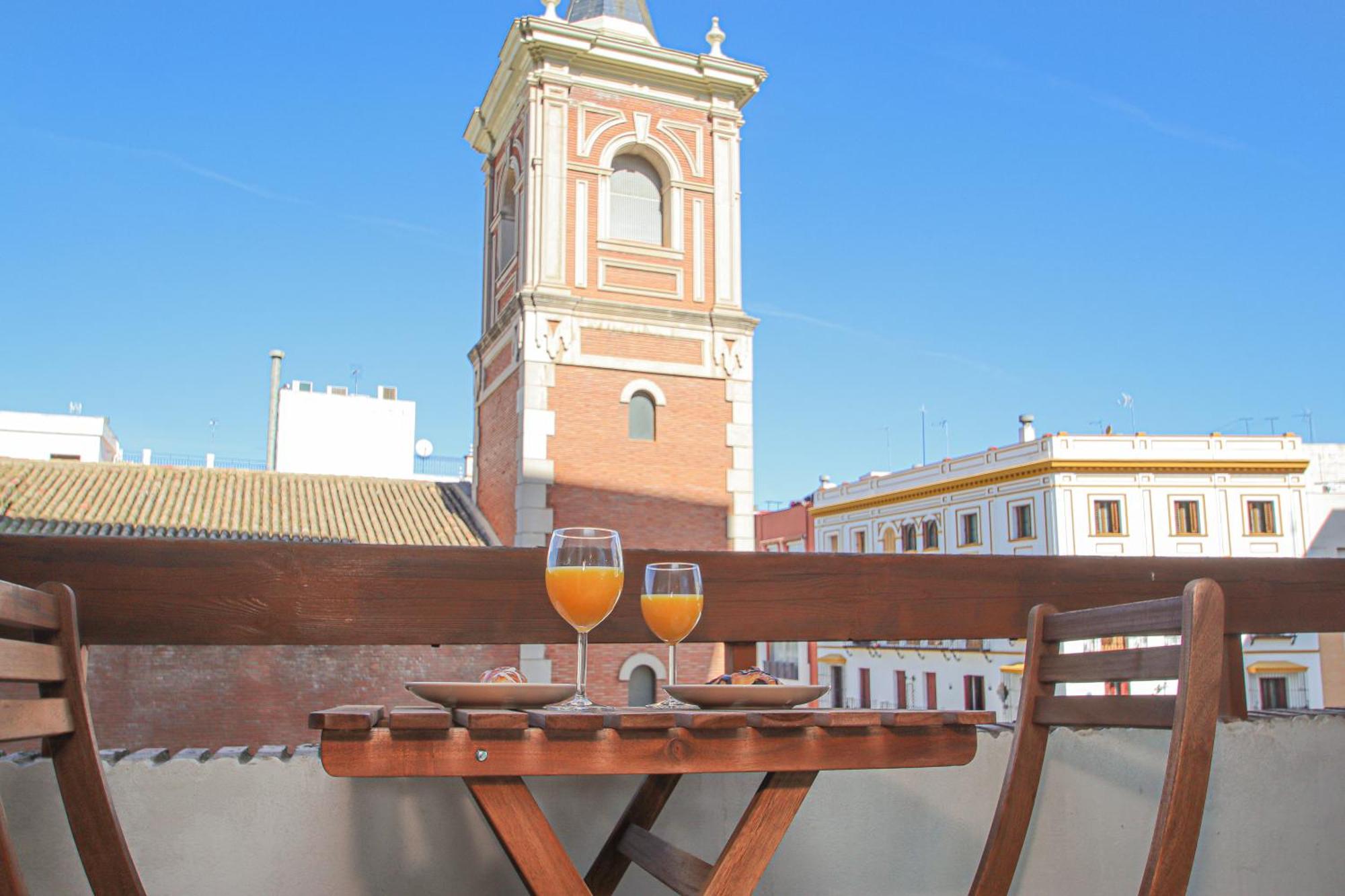 Fabulous Studio With Great Views - 15M Giralda Seville Luaran gambar